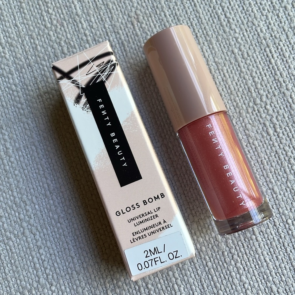 Fenty Beauty Gloss Bomb universal lip luminizer mini - fussy